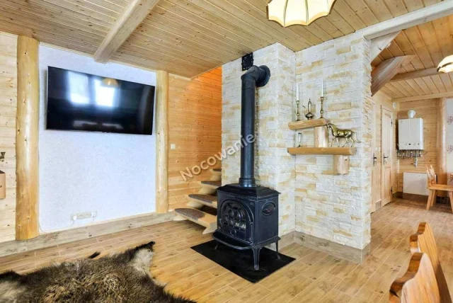 Domek Bieszczady Noclegi w Bieszczadach Solina Polańczyk Sauna Jacuzzi — Ropienka