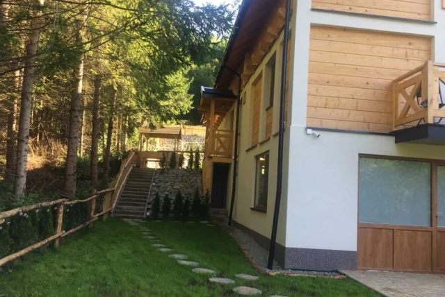 bieszczady,solina,zawóz,góry,jezioro,noclegi,apartamenty,pokoje,domki, — Zawóz