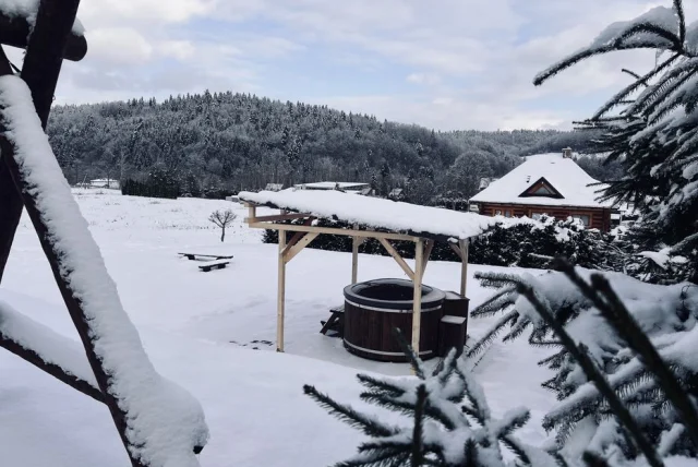 Domek Bieszczady noclegi,Baligród,bania,na uboczu — Baligród