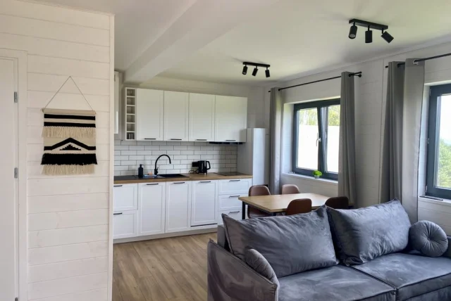 Domek-Apartament 48m2 w spokojnej okolicy, Bieszczady, Solina — Polańczyk