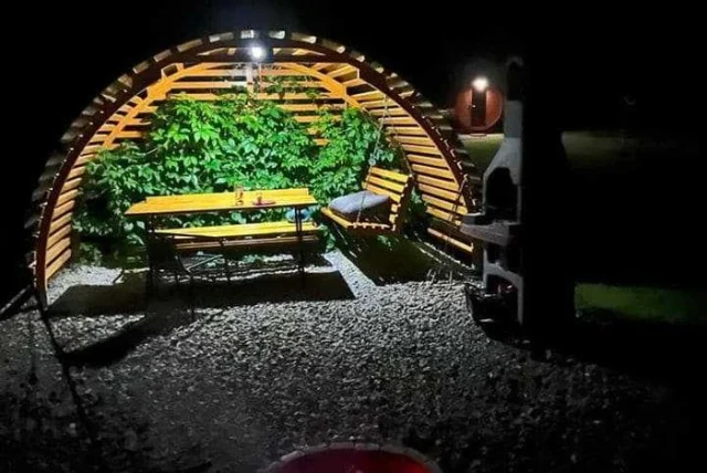 Domki domek Brzozówka Bieszczady (dwa domki-kominek+sauna zew., grill) — Ustrzyki Dolne