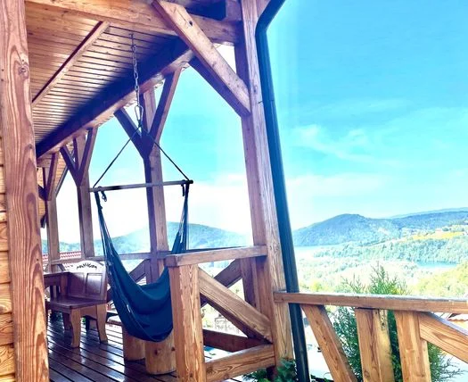 Nadówka – Solina, centrum, domki przy zaporze — Solina