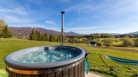 Domek w Bieszczadach/Bieszczadzka Chatka w Smereku/noclegi, jacuzzi!!! — Wetlina