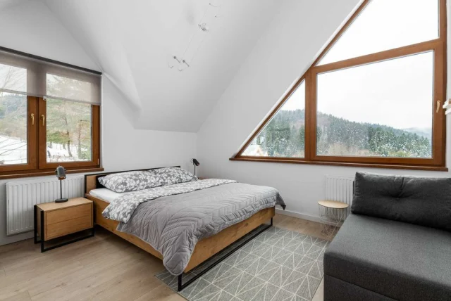 Komfortowy dom dla 13 osób Bieszczady Balia z jacuzzi i Sauna — Baligród